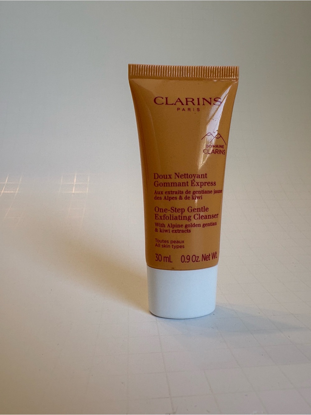 Clarins One-Step Gentle Exfoliating Cleanser - Orange Tube